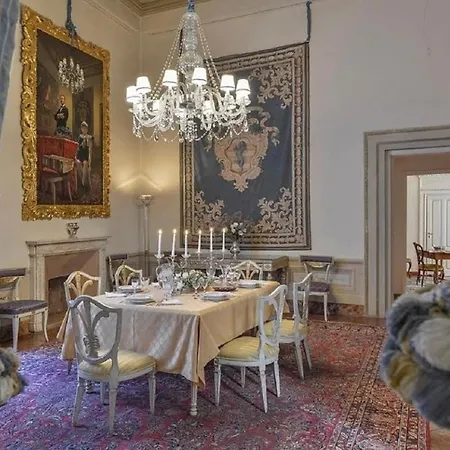 Apartment Maggio Palace By Vacavilla *