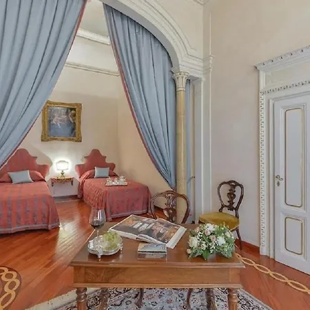 Maggio Palace By Vacavilla Florenz