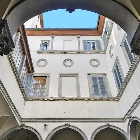 Maggio Palace By Vacavilla *